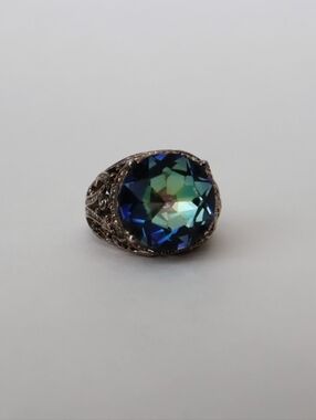 Vintage-Style Blue Green Crystal Statement Ring